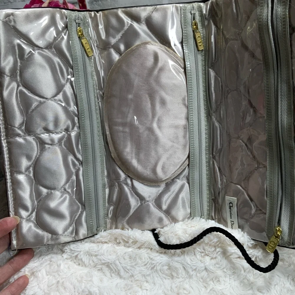 Dior Elegant Silver Quilted Organizer